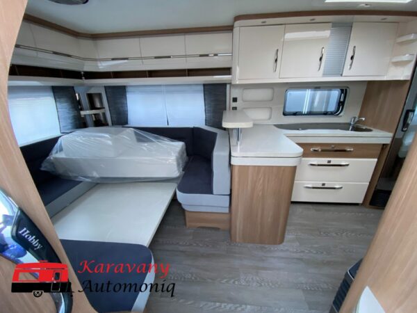 Na objednávku Model 2024 Karavan Hobby 620 CL Excellent
