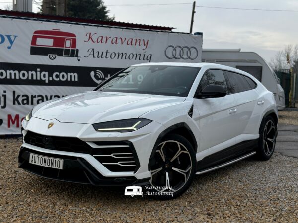 Lamborghini Urus Full carbon, B&O, Panorama, Soft close ,23”,  1 . majitel