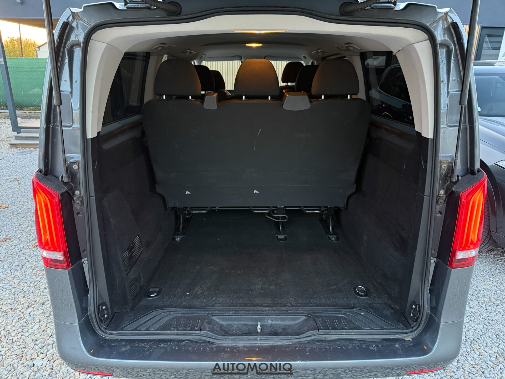 Mercedes-Benz Vito Tourer 116 CDI LED, Tempomat, Bluetooth, SK Auto