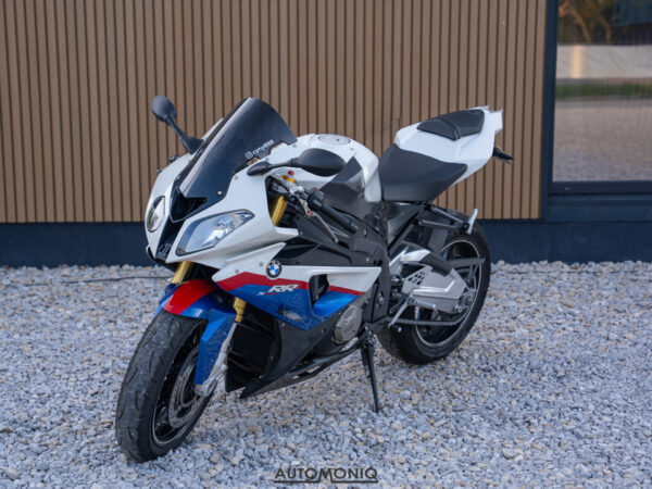 BMW S1000RR - TOP stav, Akrapovič, nepadnutá