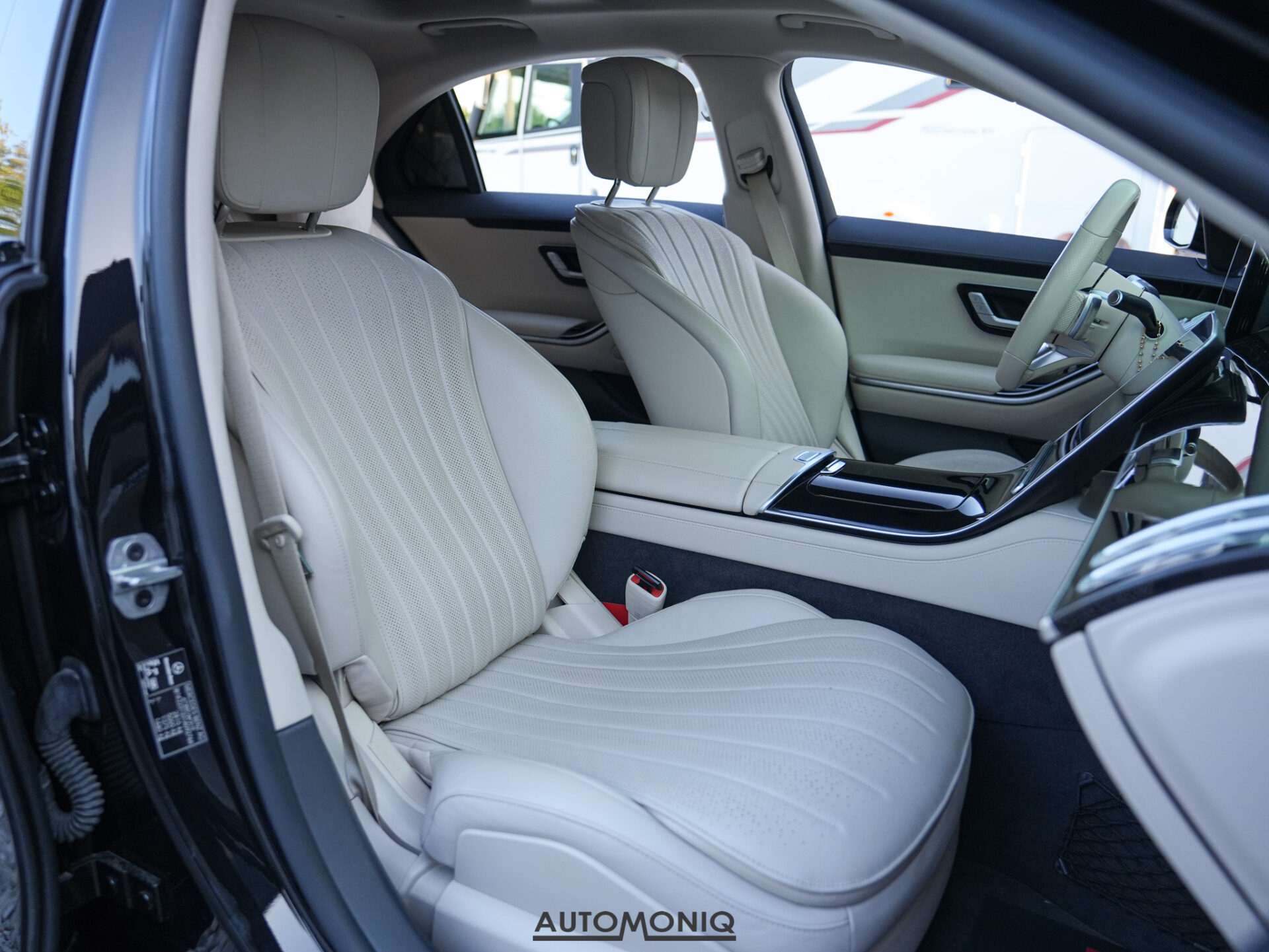 Mercedes-Benz S 400 d L AMG Pano, Burmester, SoftClose, natáč. n., Active Sound, súkr. os.