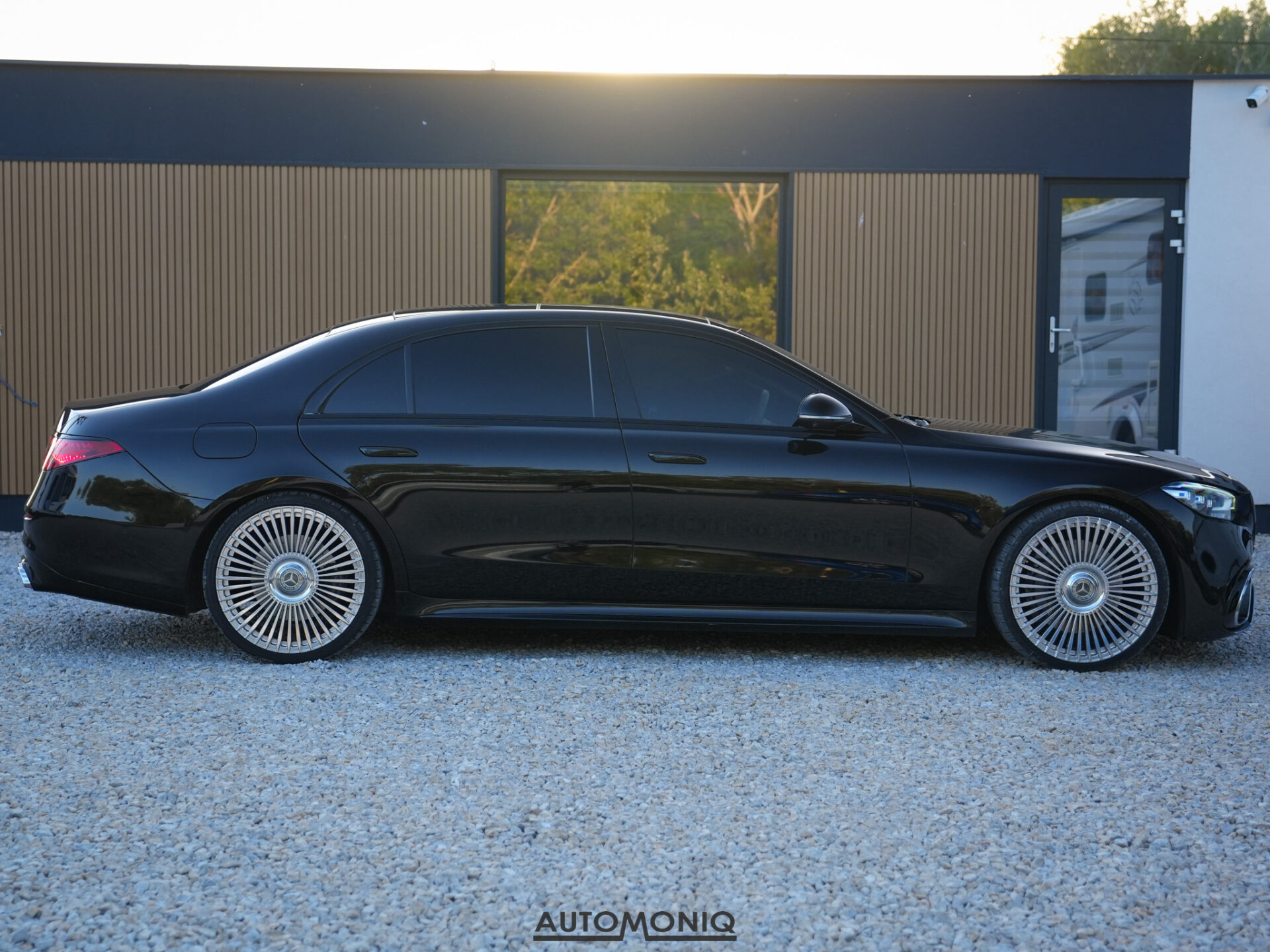 Mercedes-Benz S 400 d L AMG Pano, Burmester, SoftClose, natáč. n., Active Sound, súkr. os.