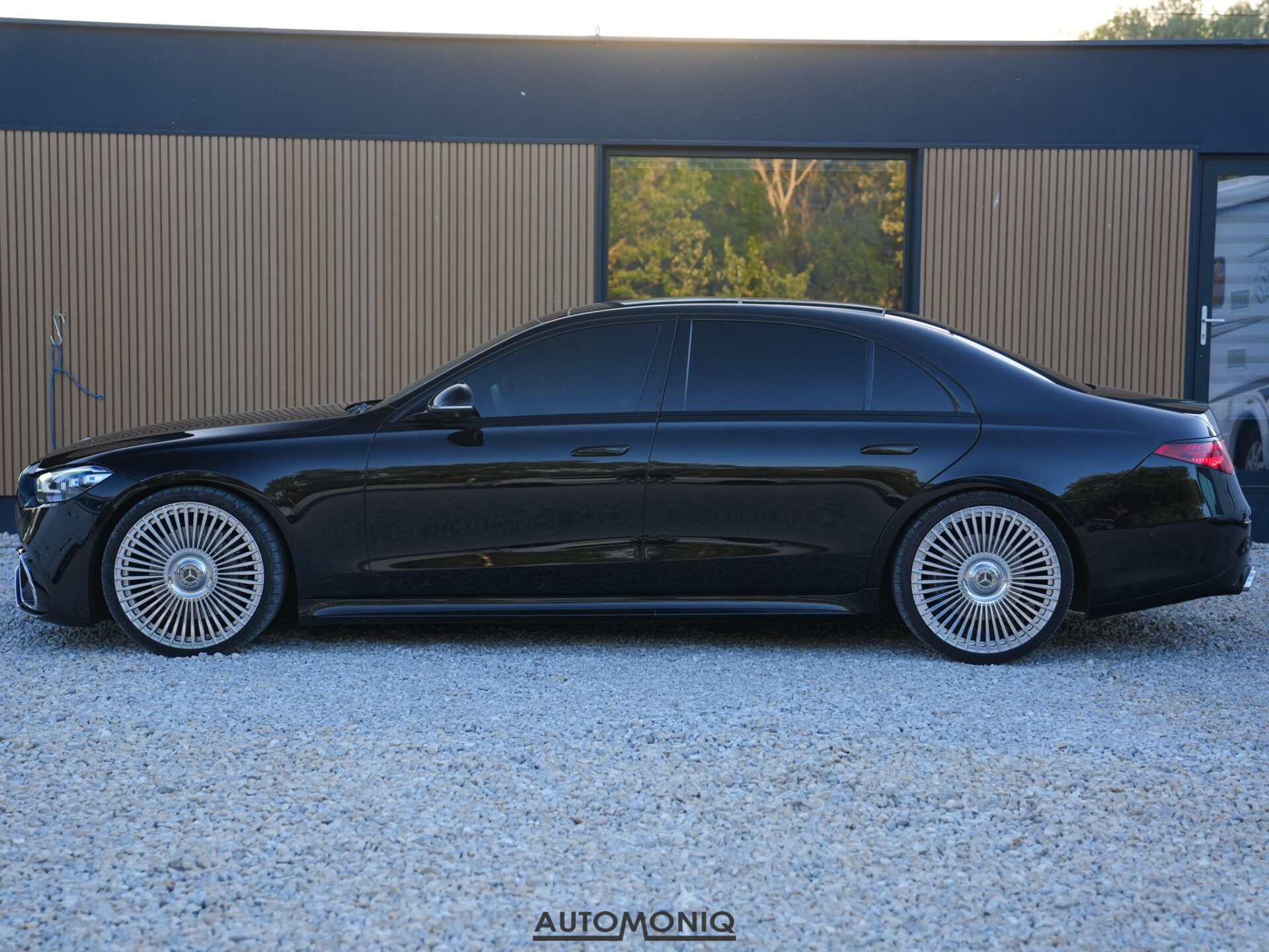 Mercedes-Benz S 400 d L AMG Pano, Burmester, SoftClose, natáč. n., Active Sound, súkr. os.