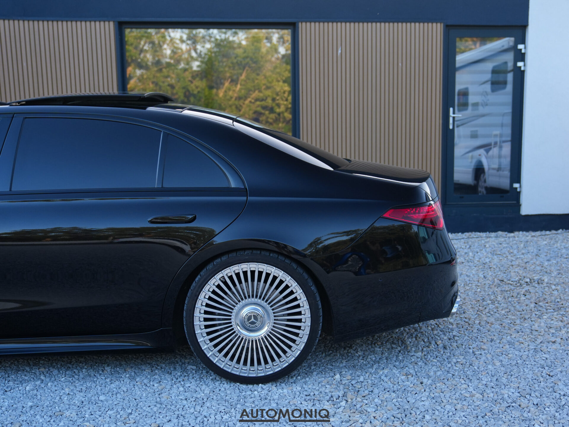 Mercedes-Benz S 400 d L AMG Pano, Burmester, SoftClose, natáč. n., Active Sound, súkr. os.