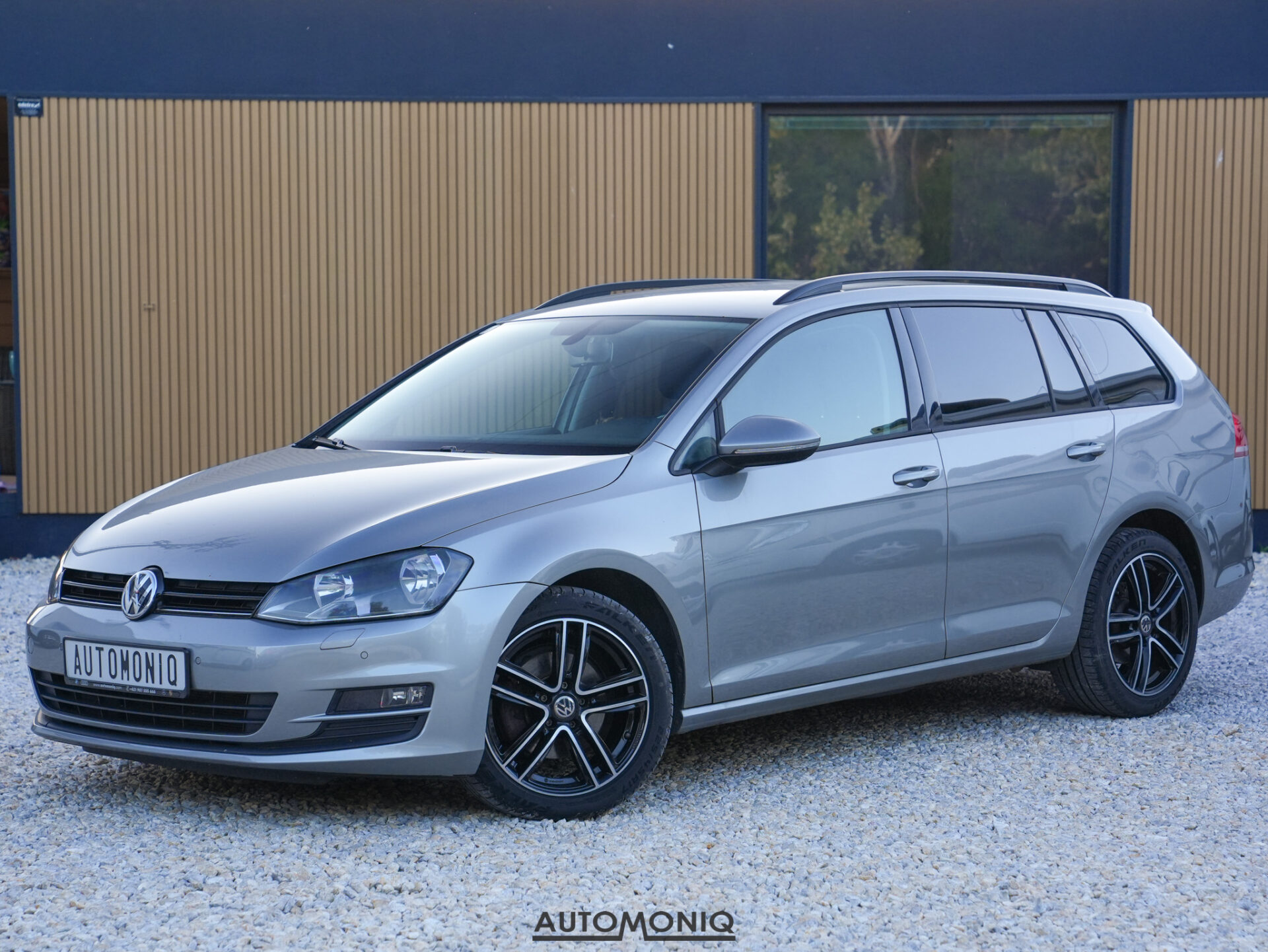 Volkswagen Golf VII Variant Trendline Výhrev s., p. senzory