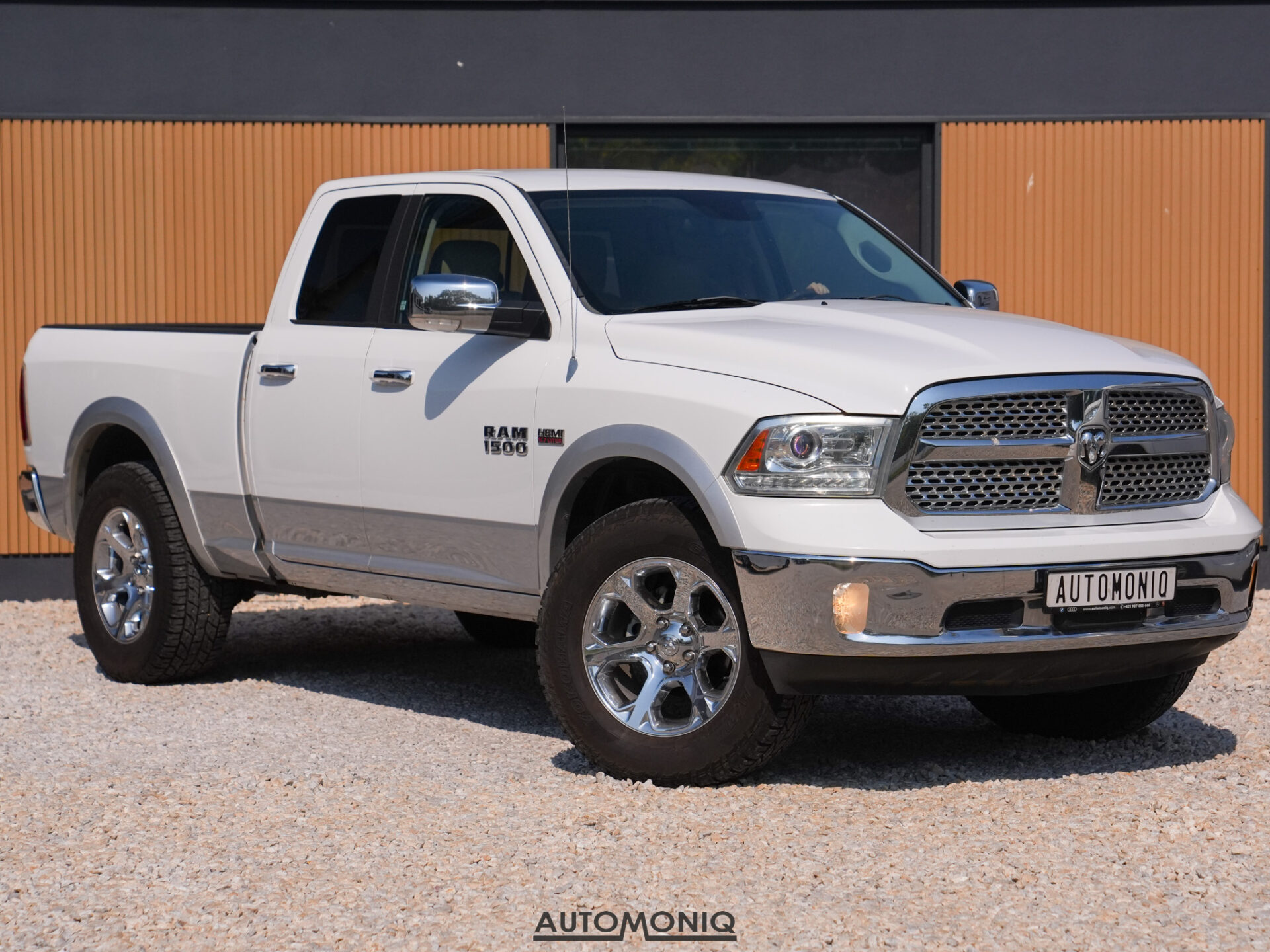 Dodge Ram 1500 5.7 Hemi Quadcab LoneStar Kamera, Výhrev a odv. sedačiek, Tempomat