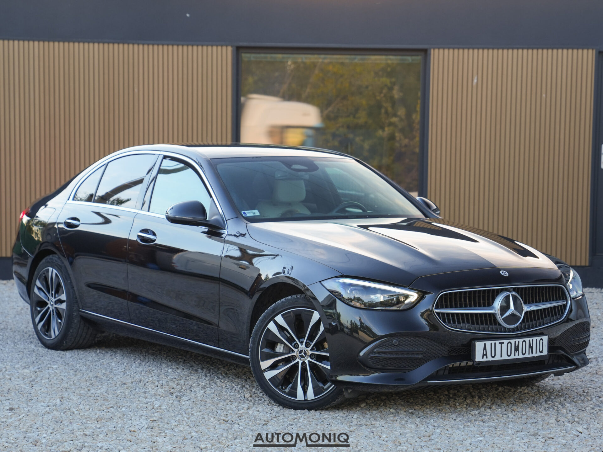 Mercedes C 300 E Digital Light, MBUX, Ambient, Keyless