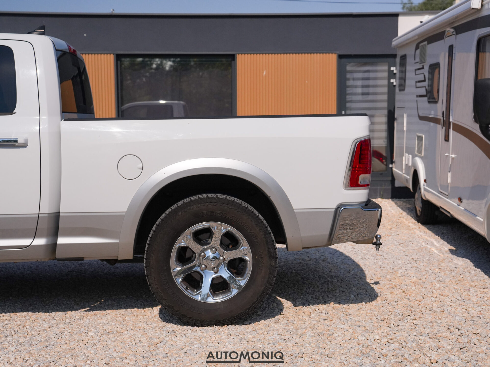 Dodge Ram 1500 5.7 Hemi Quadcab LoneStar Kamera, Výhrev a odv. sedačiek, Tempomat
