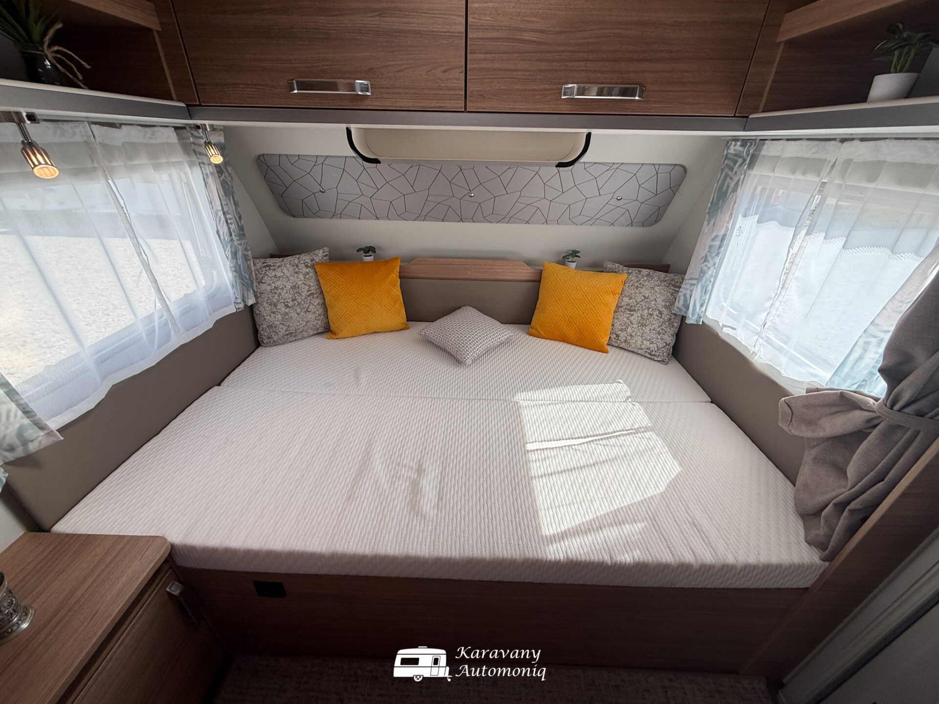 Weinsberg 550QDK Klíma, Mover, Nosič, Zámok, Clona