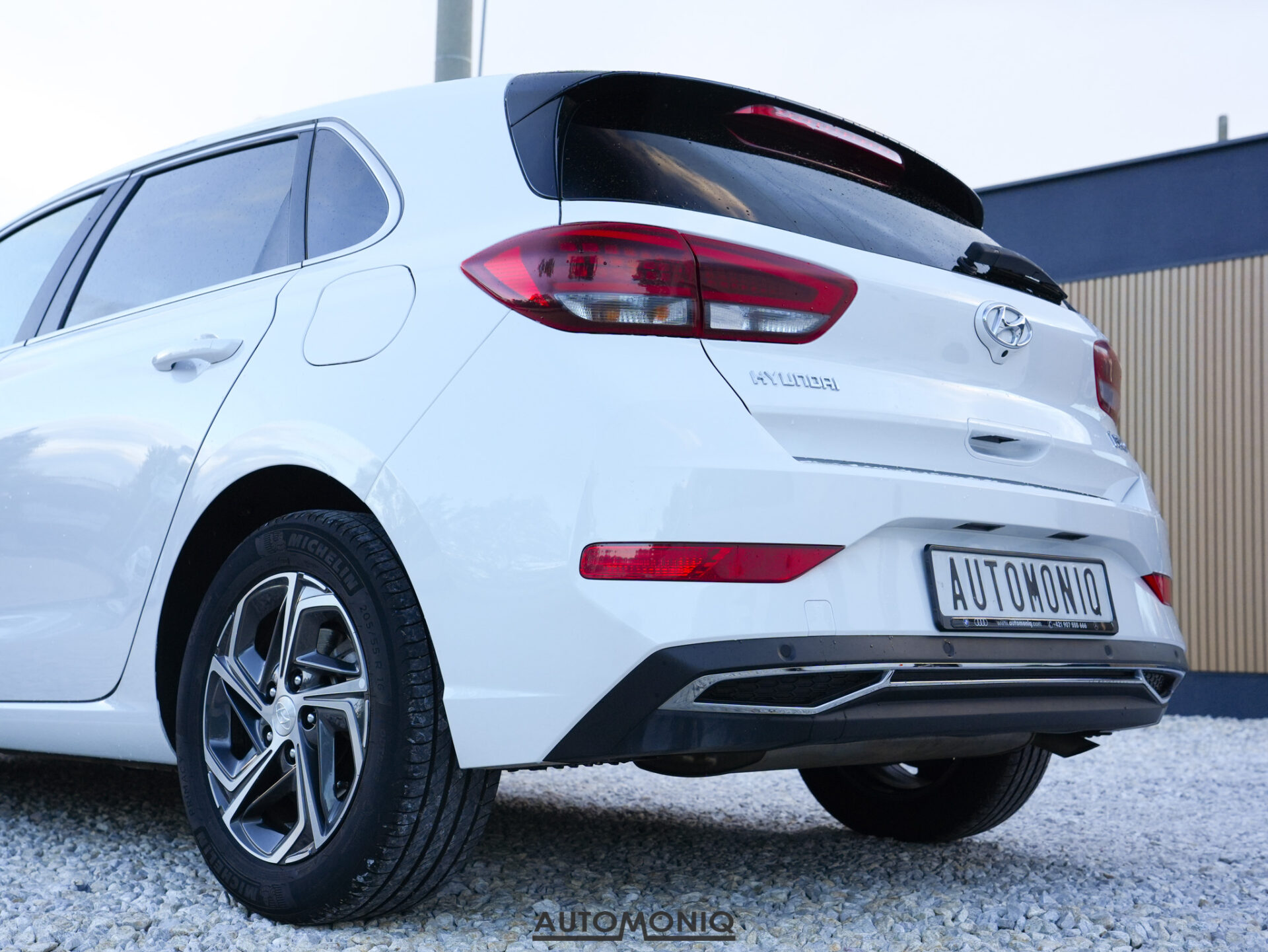 Hyundai i30 1.5 Smart Key, LED, Záruka, Carplay, 1.majiteľ