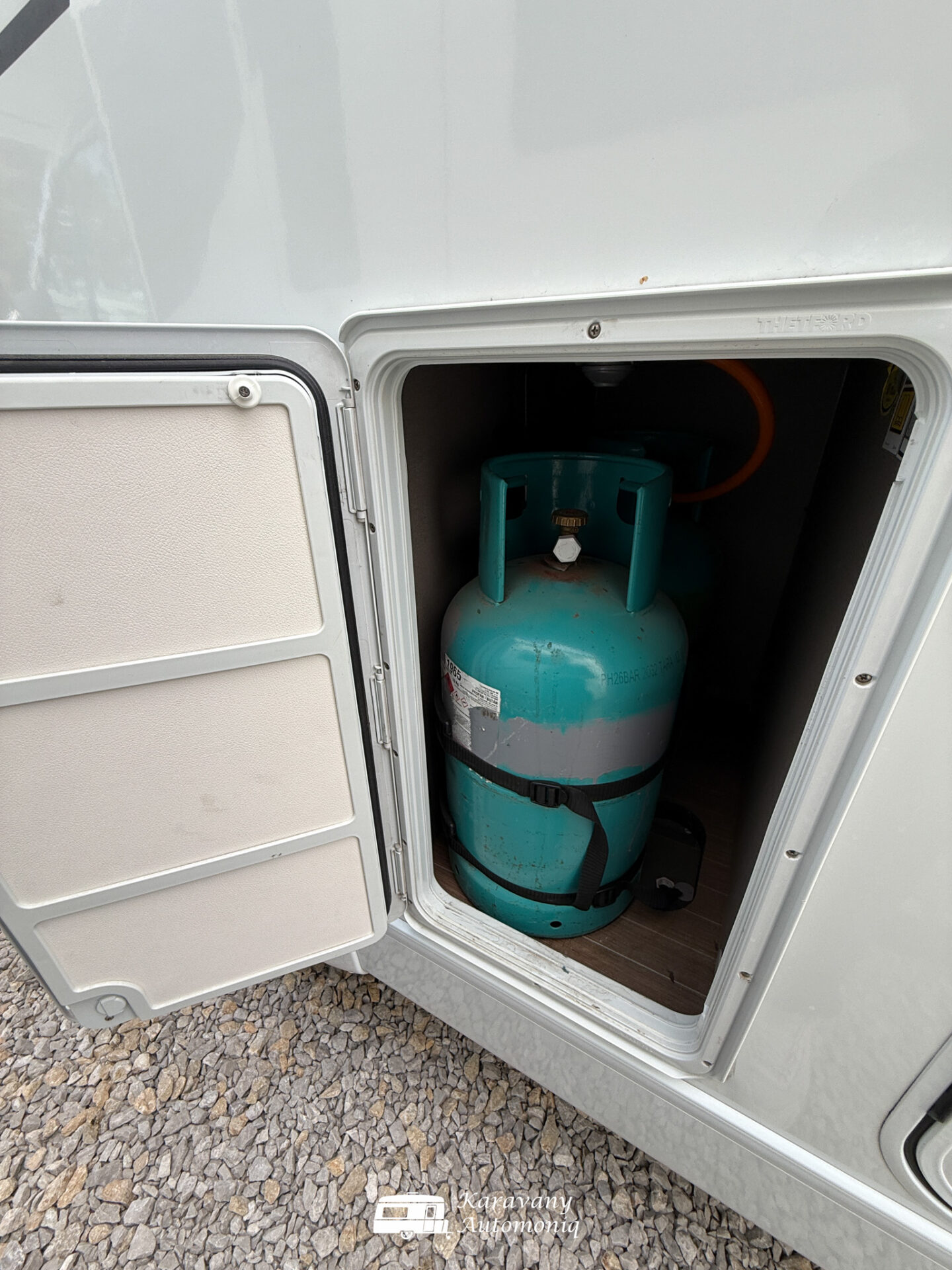 Etrusco T 6.9. SF Ford Klíma, Solar, Markíza, Nosič, TV, Koberce